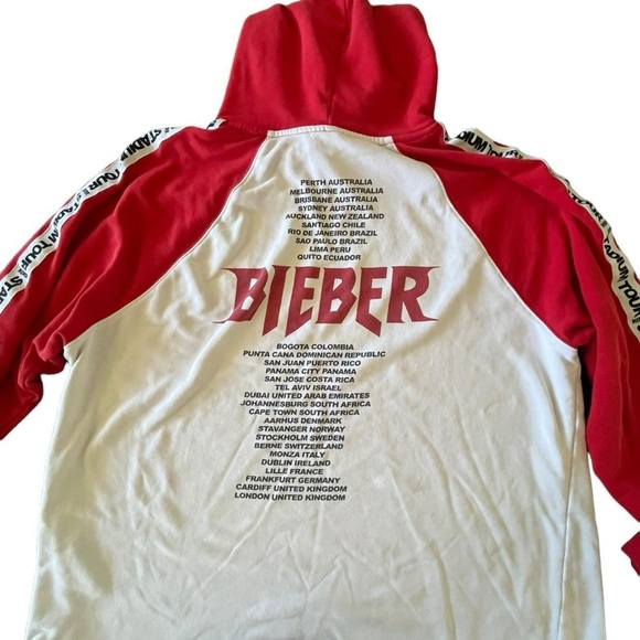 472-Bieber x Stadium Tour 2022 white and red hoodie Medium #justinbieber - Picture 3 of 7